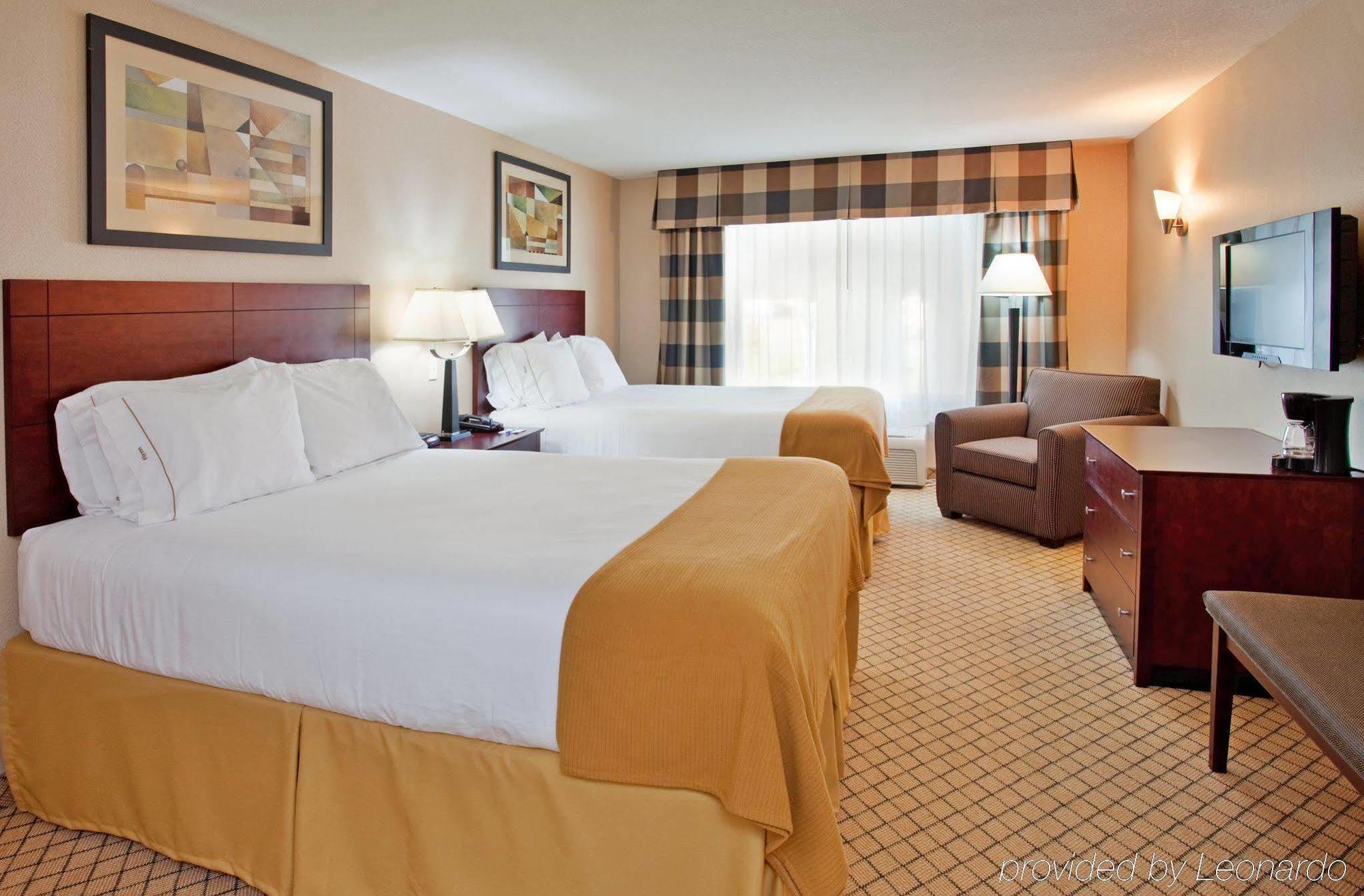 Express & Airport By Ihg Hotel